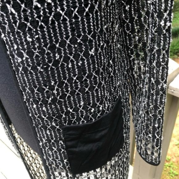 Chico’s Open Weave Kimono, Sequins Black/White Weave, Chico's Size 0 Reg 4/6 - Picture 4 of 6